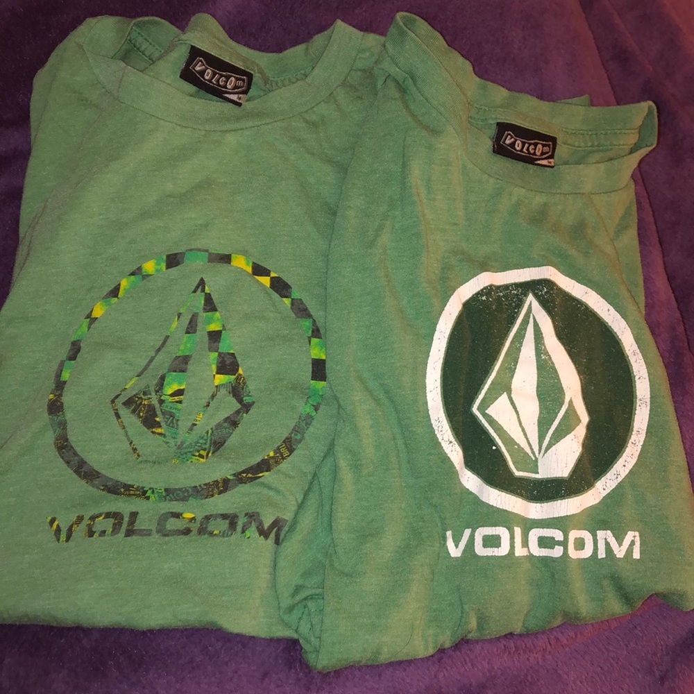 Bundle of 2 Green Volcom Tee’s